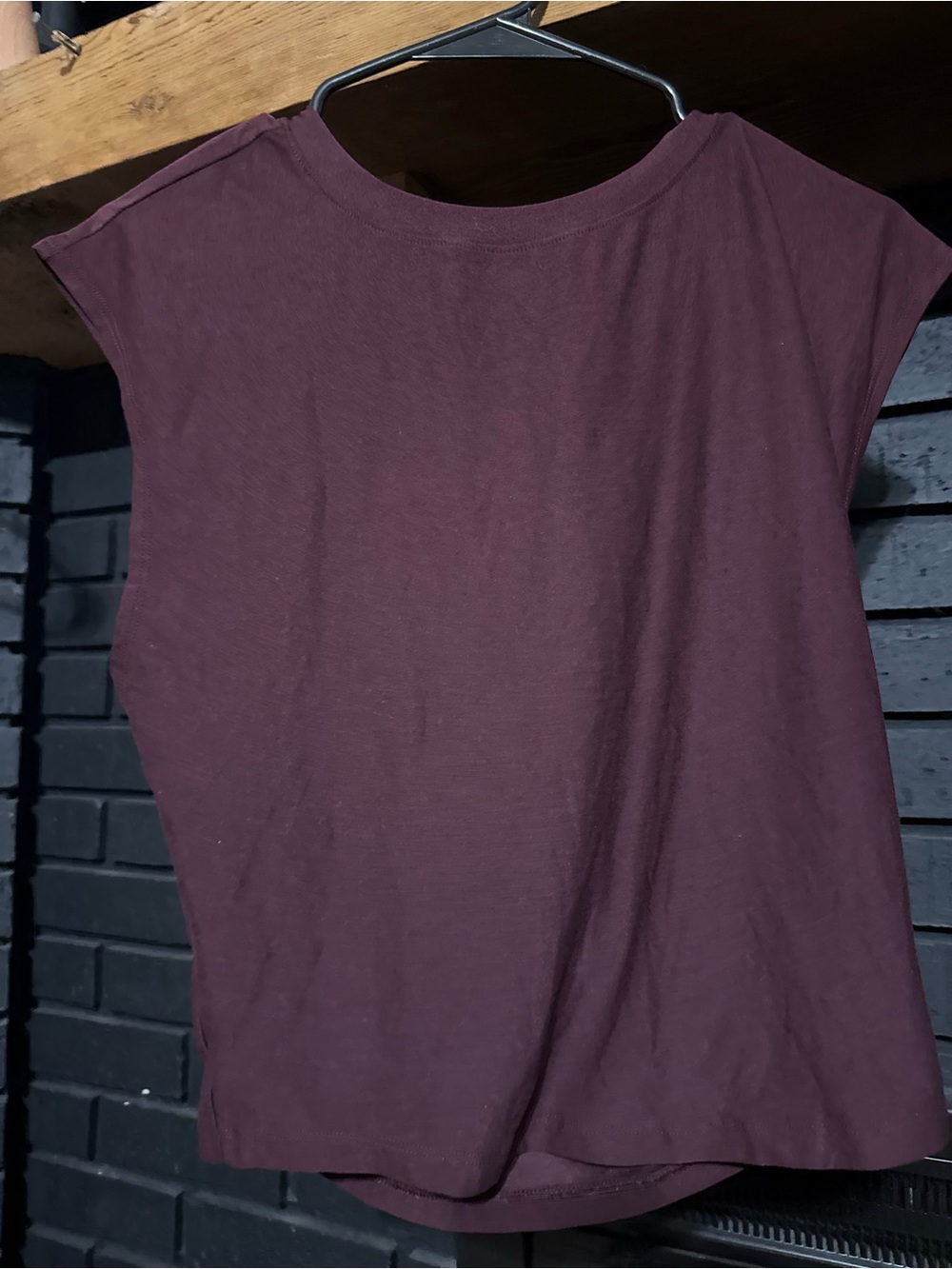 Old Navy Active Sleeveless Workout Tank Top - Maroon
